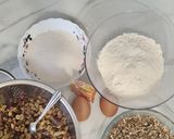Фото кроку 1 до Печенье "Мазурка" с изюмом и орехами!.