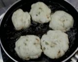 Foto langkah ke 8 dari resep Cireng Kuah asam.