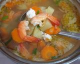 Foto langkah ke 4 dari resep Sup Udang.