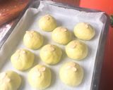 Hình bước làm 2 của món Bánh mì mềm lá dứa cốt dừa