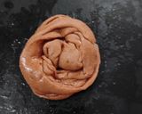 A picture of step 4 of Beetroot pulp Lachha Paratha.