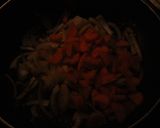 Foto del paso 17 de la receta: Salchicha parrillera, zochoris y chorisos secos, y choris a la pomarola