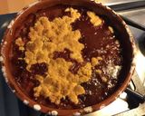 Une image de l'étape 7 de Crumble aux cerises noisettes pomme et miel.