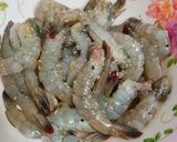 Hình bước làm 1 của món Tôm bó củi