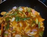 A picture of step 5 of Chicken Cashew Nuts.