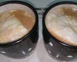 A picture of step 2 of Doodh malai Chai.