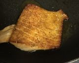 A picture of step 4 of Salmon Omusubi (Rice Ball).