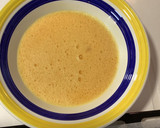 Foto del paso 1 de la receta: Torrija de leche en almíbar