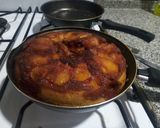 Foto del paso 3 de la receta: Tarta de manzana invertida en sartén doble 🍎