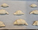 Foto del paso 2 de la receta: Croissant relleno de crema Lotus