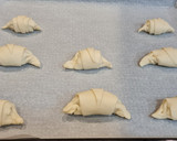 Foto del paso 2 de la receta: Croissant relleno de crema Lotus