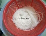 Foto langkah ke 1 dari resep Sop Oyong Telur dan Soun.