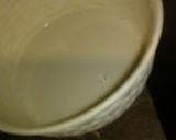 A picture of step 4 of Daliya pops.