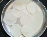 A picture of step 2 of Street style Pani Puri.