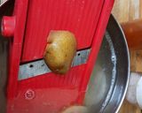 A picture of step 1 of Crispy batata chips for fasting (upvasache crispy batata chips).