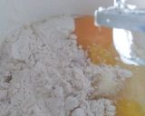 Foto langkah ke 1 dari resep Batik Roll Cake.