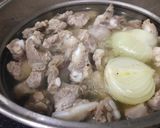 Hình bước làm 3 của món Nước dùng thơm ngon đậm đà với xương sườn