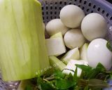 Hình bước làm 1 của món Trứng vịt lộn um bầu