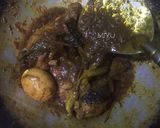 Foto langkah ke 3 dari resep Rendang Ayam dan Telur.