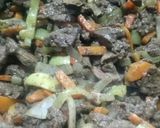 Фото кроку 1 до Печень жареная с овощами и сметаной.