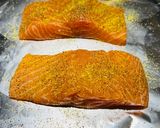A picture of step 3 of Broiled Salmon 🍣.
