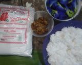 Foto langkah ke 1 dari resep Putu Bunga Telang.