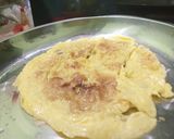 Foto langkah ke 4 dari resep Telur Dadar Simpel Banget.