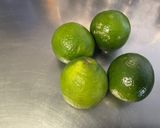 Une image de l'étape 4 de Boisson énergisante au gingembre, citron, menthe et épices (version 2).