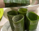 Foto langkah ke 3 dari resep Kue Putu Pandan (Cetakan daun pisang).