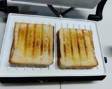 A picture of step 1 of Chicken grilled cheese sandwiches.