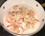 Foto del paso 5 de la receta: Noodles al ajillo y camarones