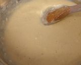 A picture of step 2 of Mango pancake.