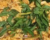Foto langkah ke 4 dari resep Ayam Suwir Bumbu Kuning.