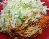 A picture of step 1 of My garnished spaghetti with cabbage #kano#.