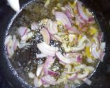 A picture of step 2 of Butter veggies sauce.