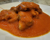 Foto del paso 6 de la receta: Jamoncitos de pollo con salsa de pimientos y tomate
