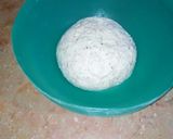A picture of step 5 of Kasoori paratha.