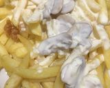 Foto langkah ke 6 dari resep Fried Cauliflower with Creamy Mushroom Sauce.
