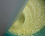 Foto del paso 2 de la receta: Budín relleno con dulce de leche