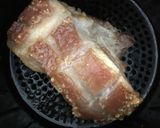รูปขั้นตอนการทำที่ 6 ของ หมูกรอบ (หม้อทอดไร้น้ำมัน)