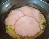 A picture of step 2 of Oven-Baked Potato Omelette Stuffed with Ham and Cheese.