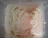Foto del paso 1 de la receta: Copa de Frutillas con Crema versión Glotona