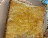 A picture of step 1 of Cheese toast.