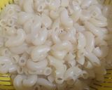 व्हाइट सॉस पास्ता की मशरूम रेसिपी चरण 2 फोटो