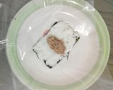 Foto langkah ke 3 dari resep Sarapan Keluargaku : SIMPLY ONIGIRI.