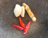 Foto langkah ke 1 dari resep Seblak Sosis Jamur.