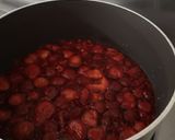 A picture of step 3 of Strawberry Jam.