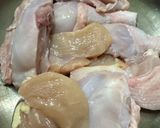 Foto langkah ke 1 dari resep Ayam Goreng Kremes.