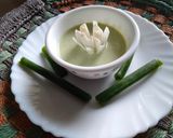 A picture of step 3 of Spring onion dip.