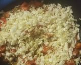 Foto del paso 4 de la receta: Arroz anisado con salsa de berenjena, tomate y repollo
